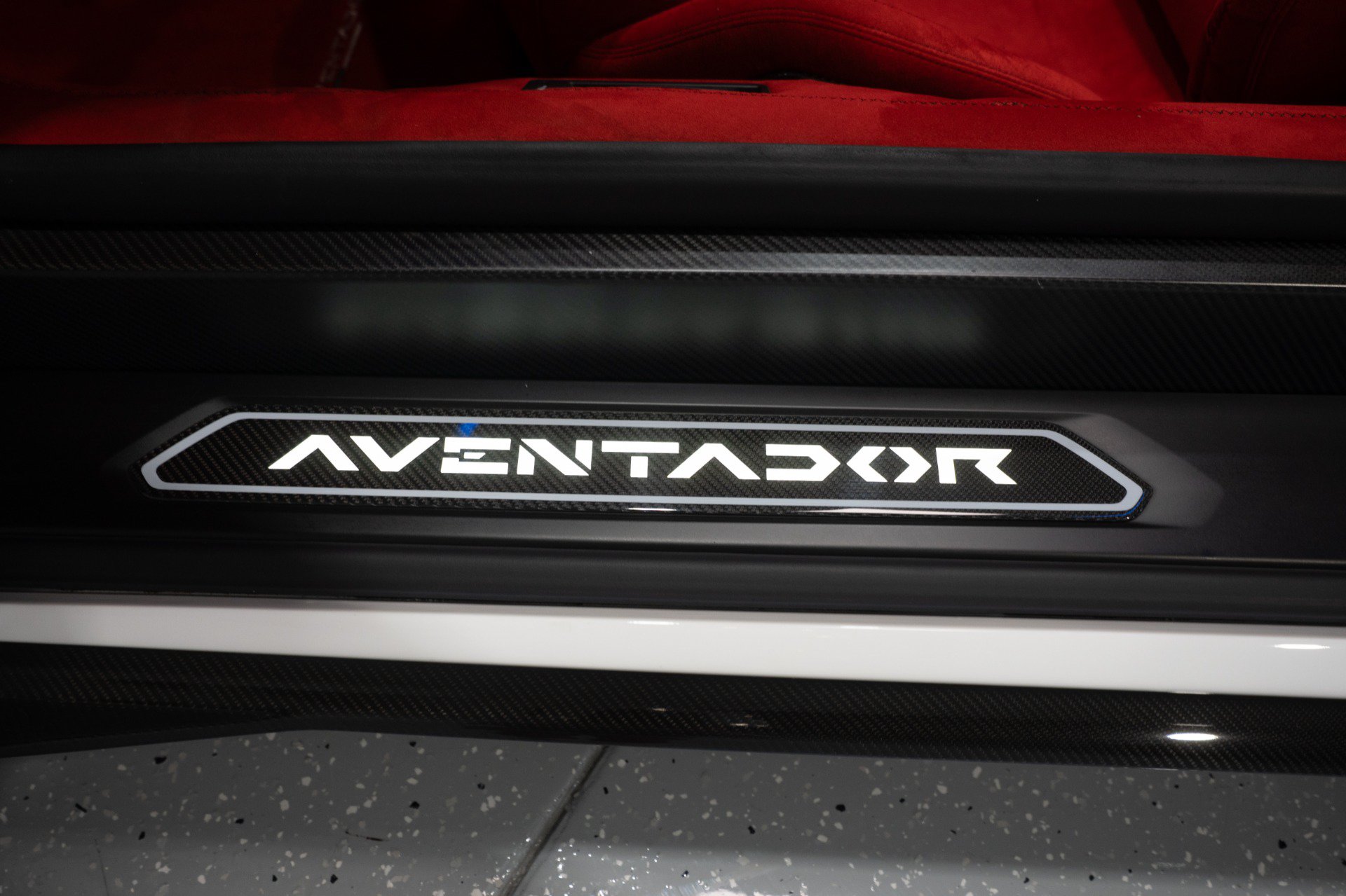Used 2020 Lamborghini Aventador SVJ AWD/4WD image 61