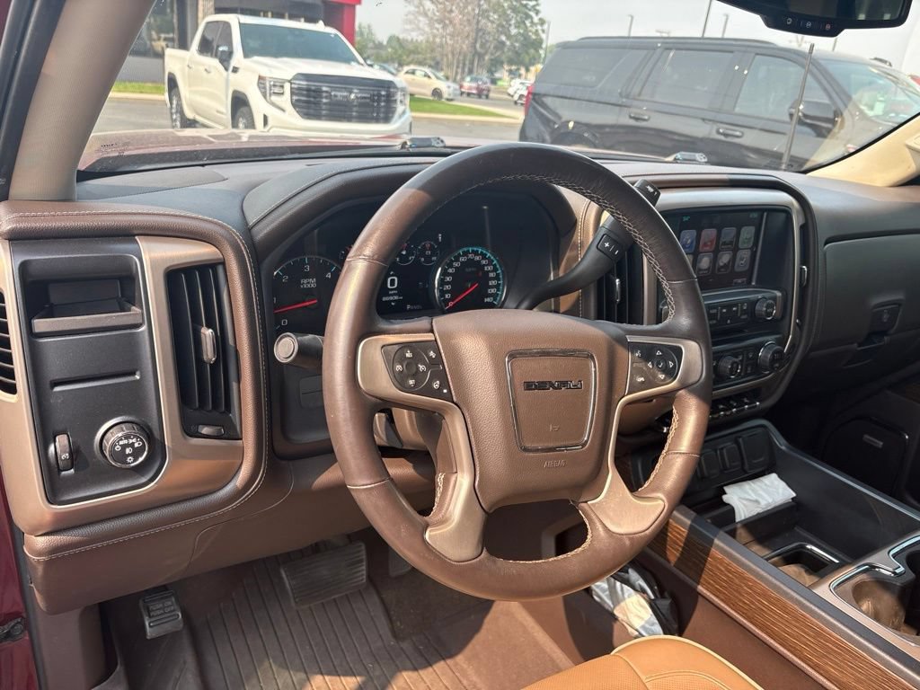 Used 2017 GMC Sierra 1500 Denali RWD image 9