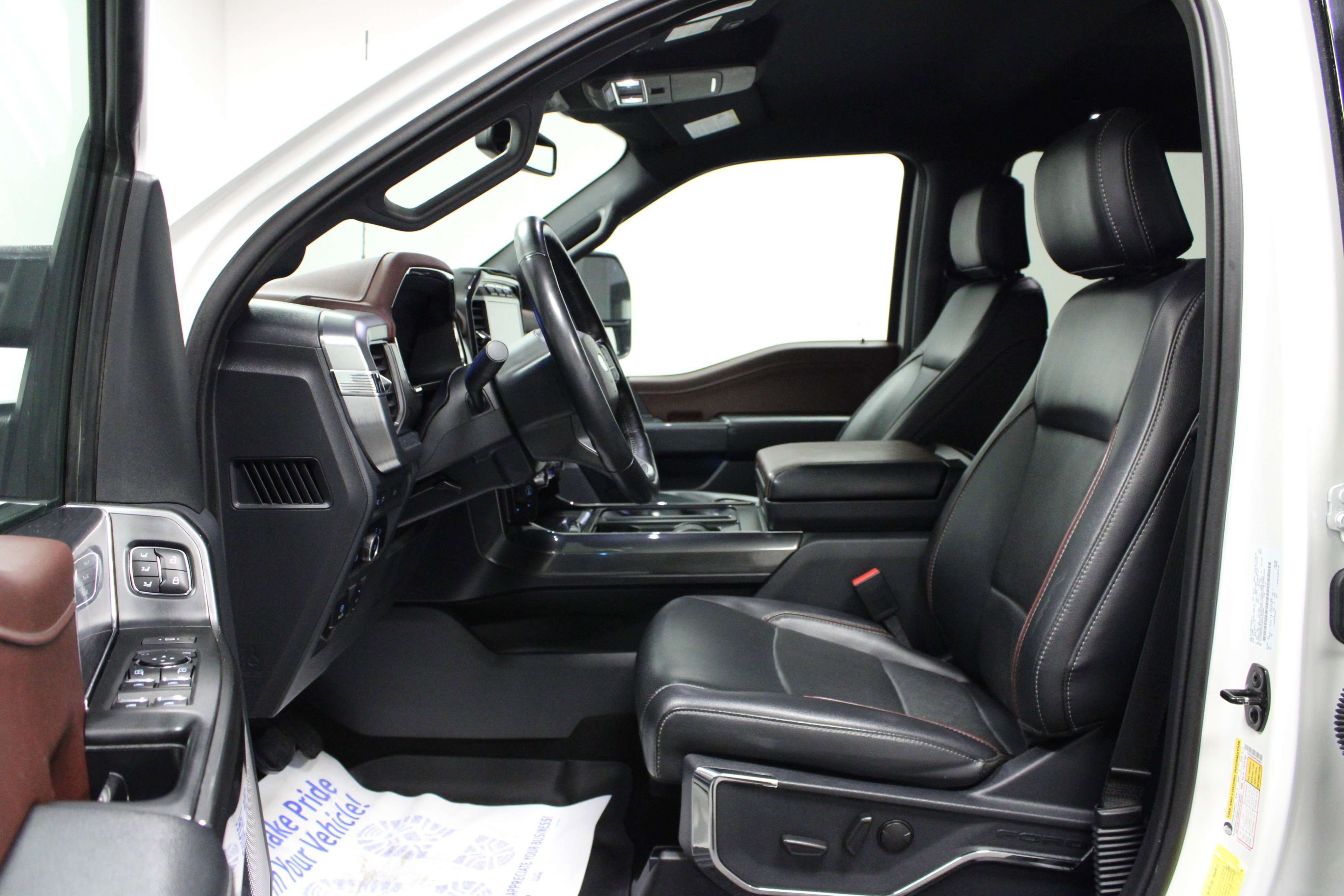 Used 2023 Ford F150 Lariat AWD/4WD image 12