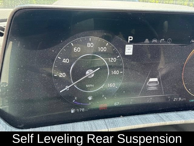 Used 2024 Kia Telluride SX w/ Towing Package AWD/4WD image 18