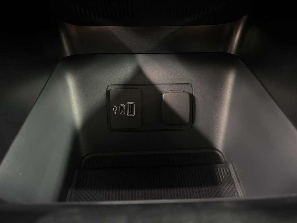 New 2026 Ford Explorer Active w/ Active Comfort Package image 15