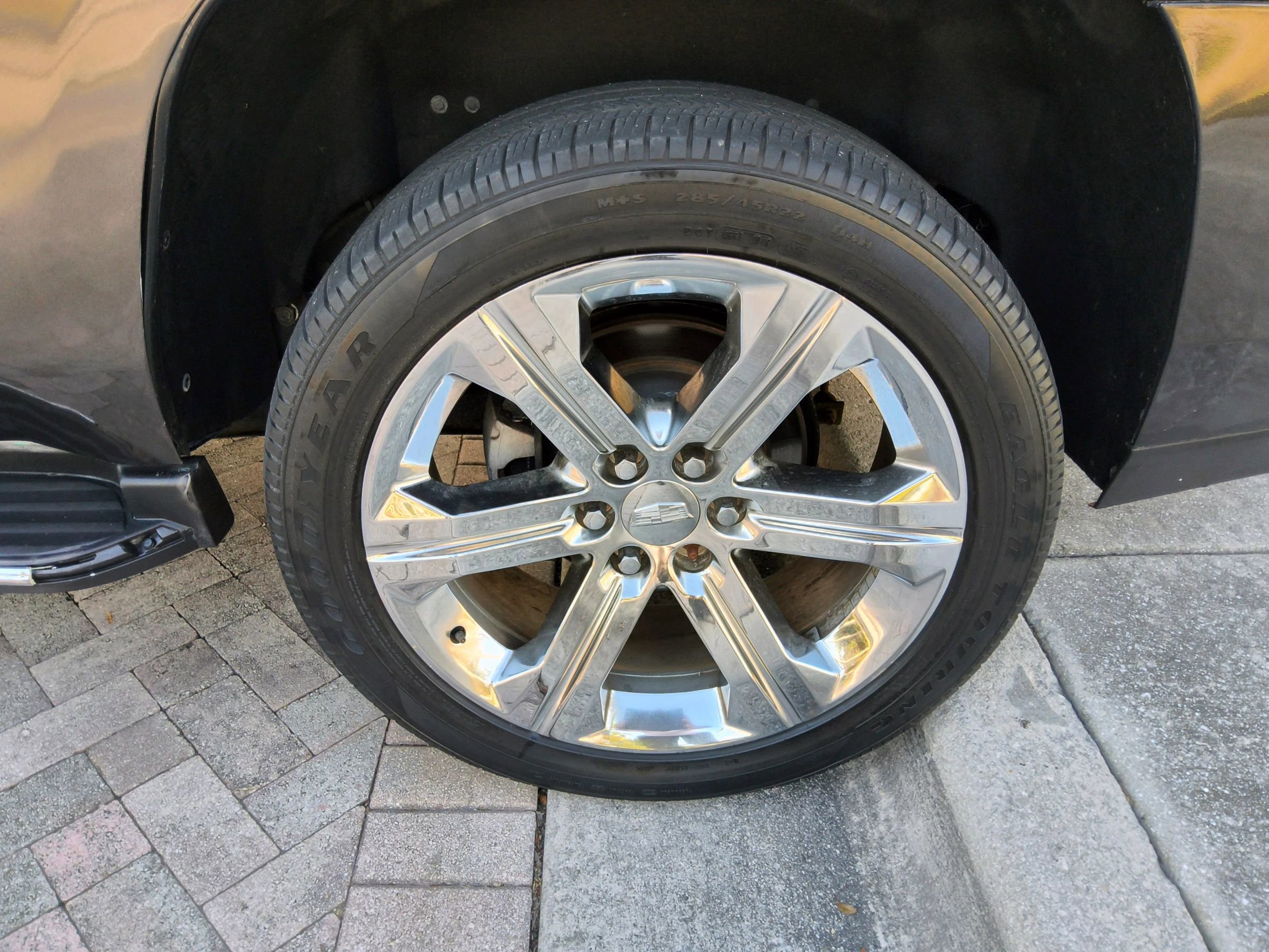 Used 2016 Cadillac Escalade Luxury image 47