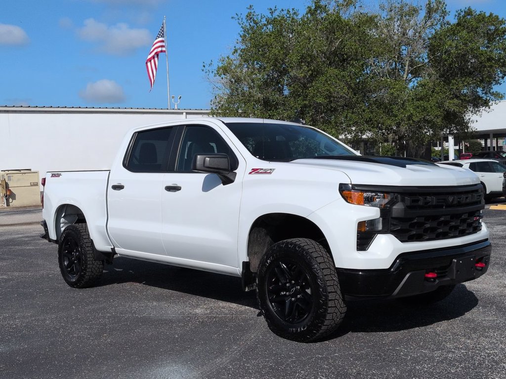 Used 2025 Chevrolet Silverado 1500 Custom Trail Boss AWD/4WD image 2