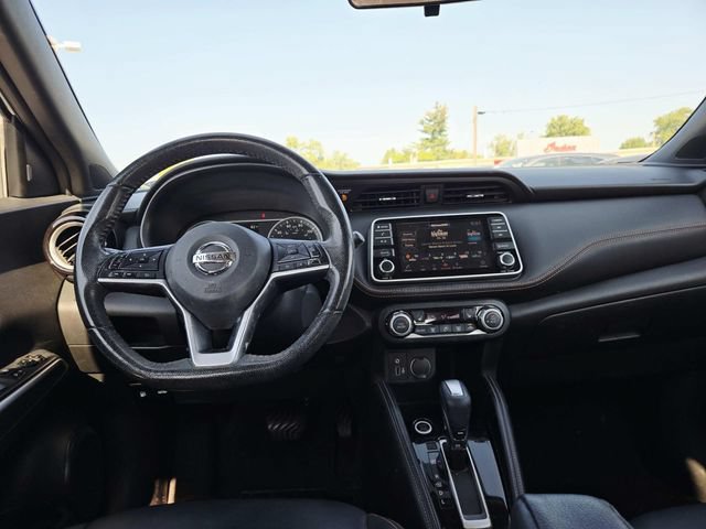 Used 2019 Nissan Kicks SR w/ SR Premium Package FWD image 7