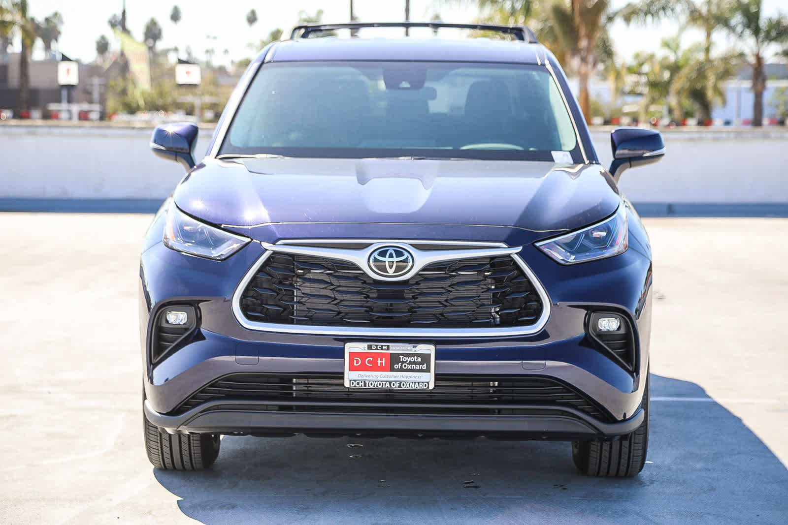 New 2025 Toyota Highlander LE image 2