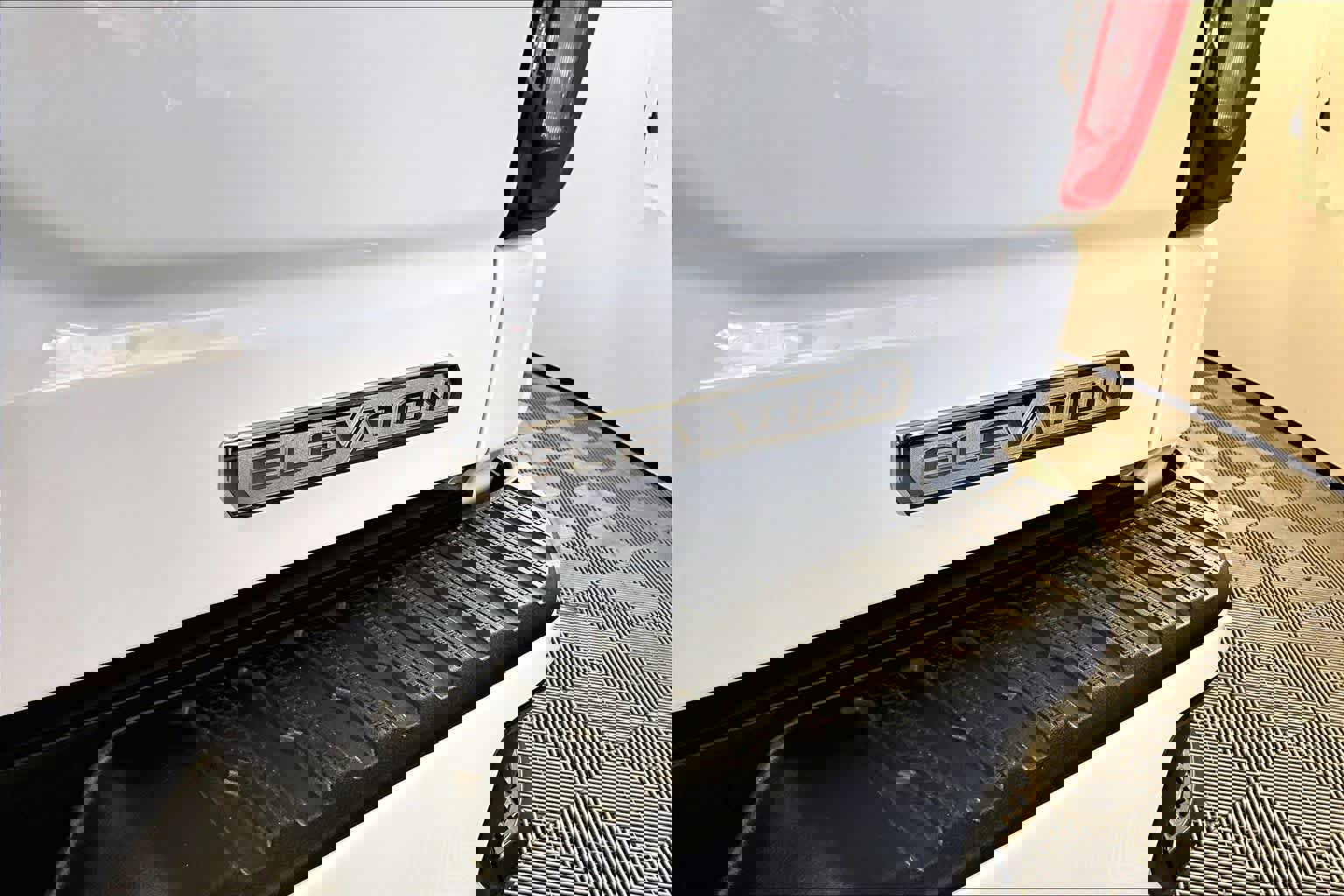 Used 2025 GMC Sierra 1500 Elevation w/ Preferred Package image 10