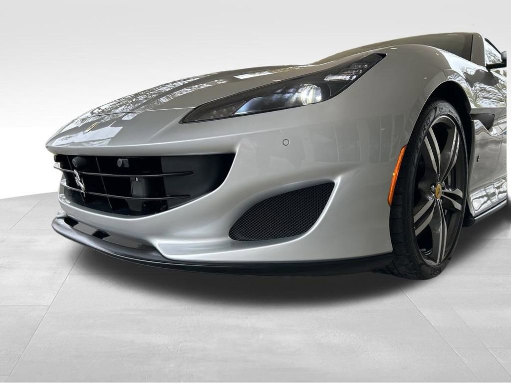 Used 2019 Ferrari Portofino RWD image 30