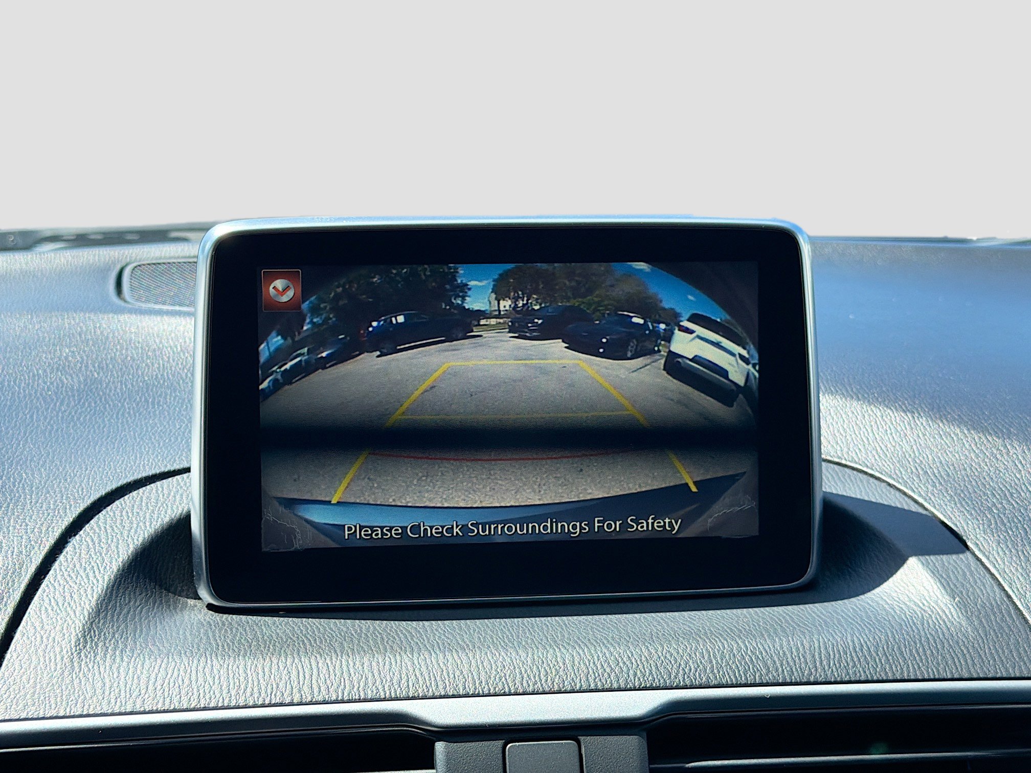 Used 2016 MAZDA MAZDA3 i Sport w/ Preferred Equipment Package image 28