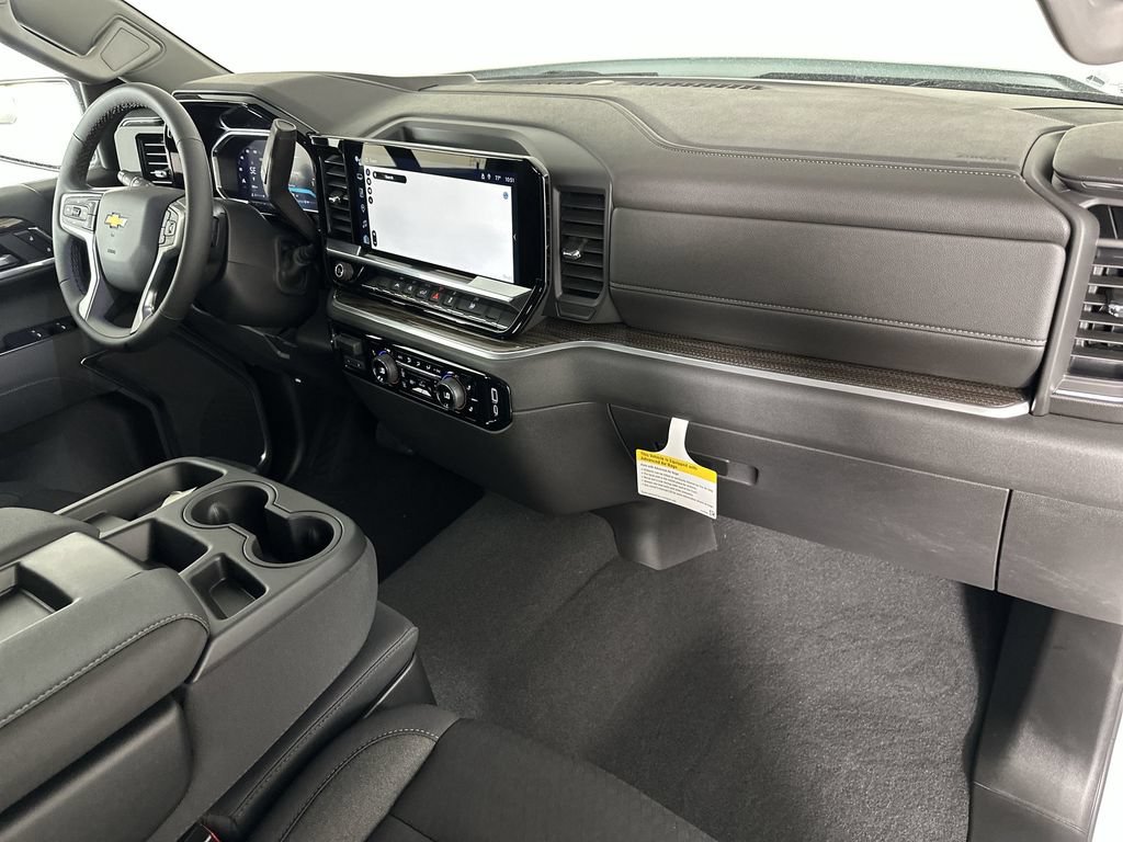 Used 2026 Chevrolet Silverado 1500 LT AWD/4WD image 29