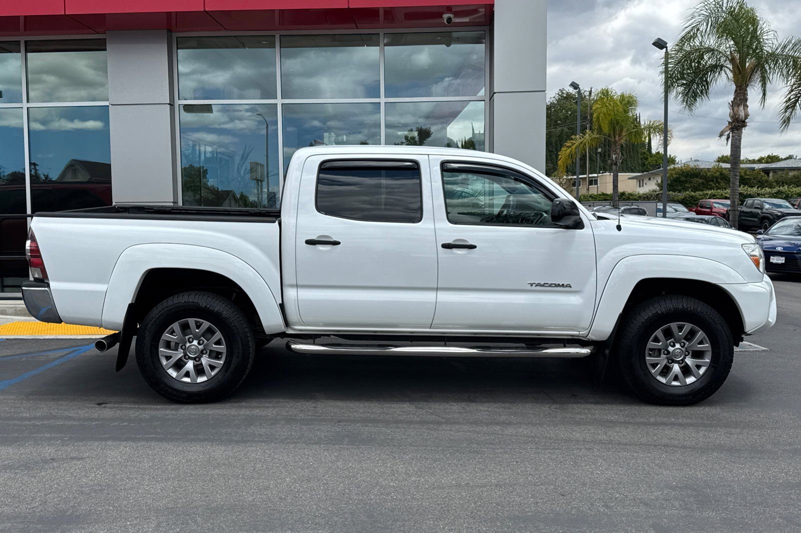 Used 2012 Toyota Tacoma PreRunner w/ SR5 Pkg RWD image 4