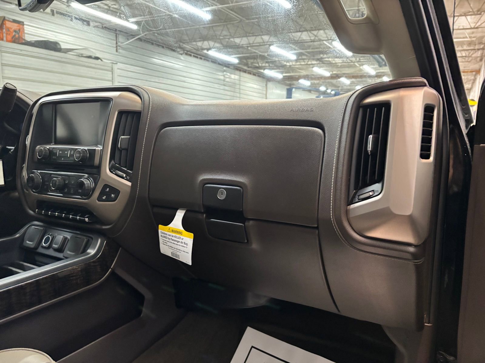 Used 2016 GMC Sierra 2500 Denali w/ Duramax Plus Package image 30