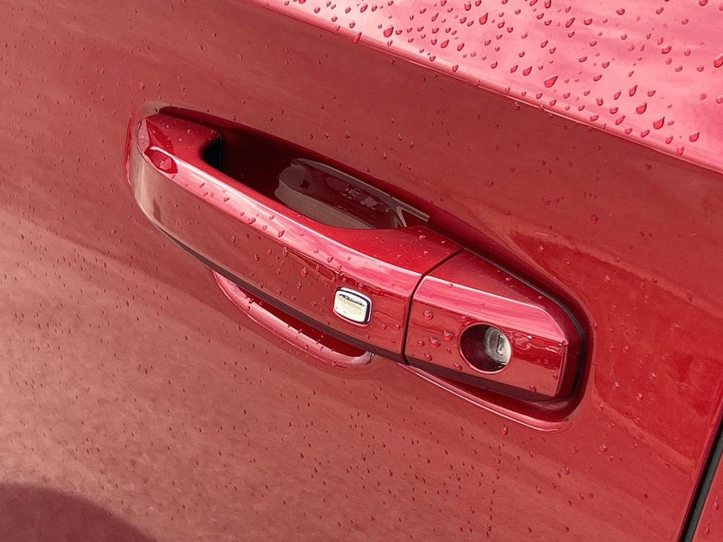 Used 2026 GMC Yukon AT4 w/ LPO, Floor Liner Package image 17