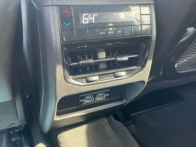 Used 2023 Jeep Grand Cherokee L Laredo AWD/4WD image 24
