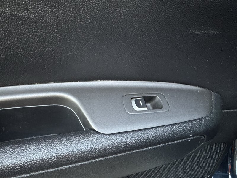 Used 2018 Kia Optima Premium w/ Convenience Package FWD image 30