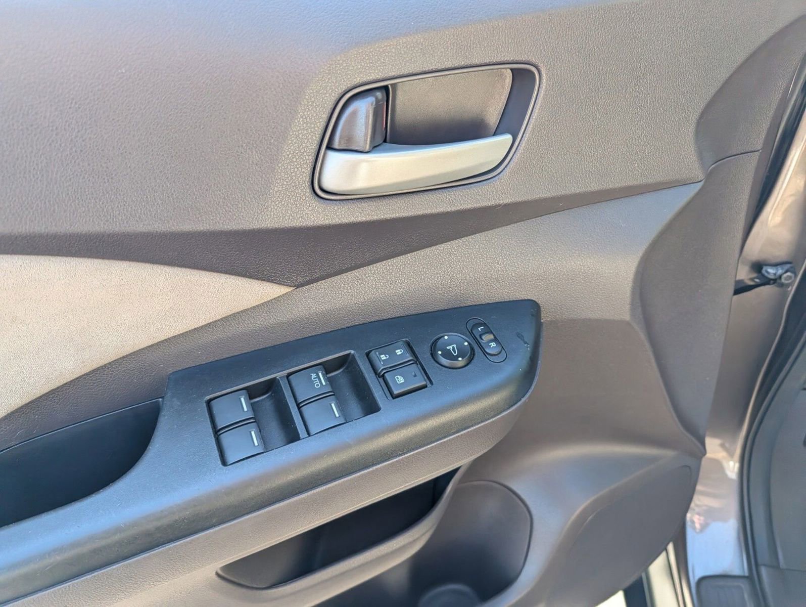 Used 2014 Honda CR-V EX image 23