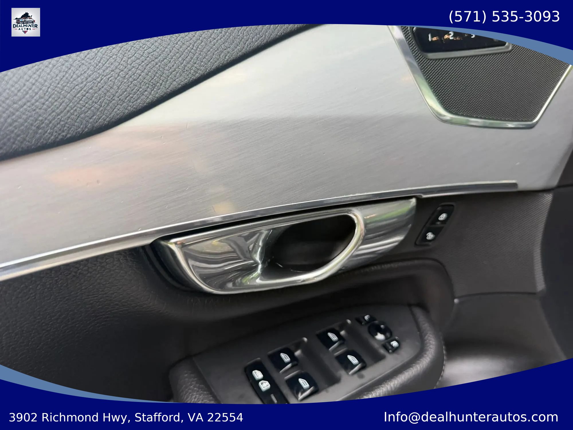 Used 2017 Volvo XC90 T5 Momentum AWD/4WD image 19