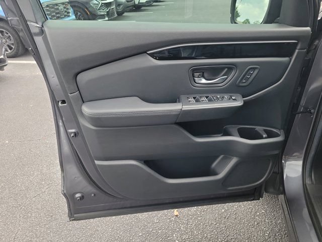 Certified 2024 Honda Pilot EX-L image 16