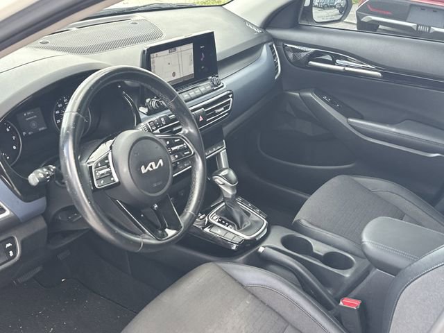 Certified 2023 Kia Seltos S w/ Navigation Package image 15