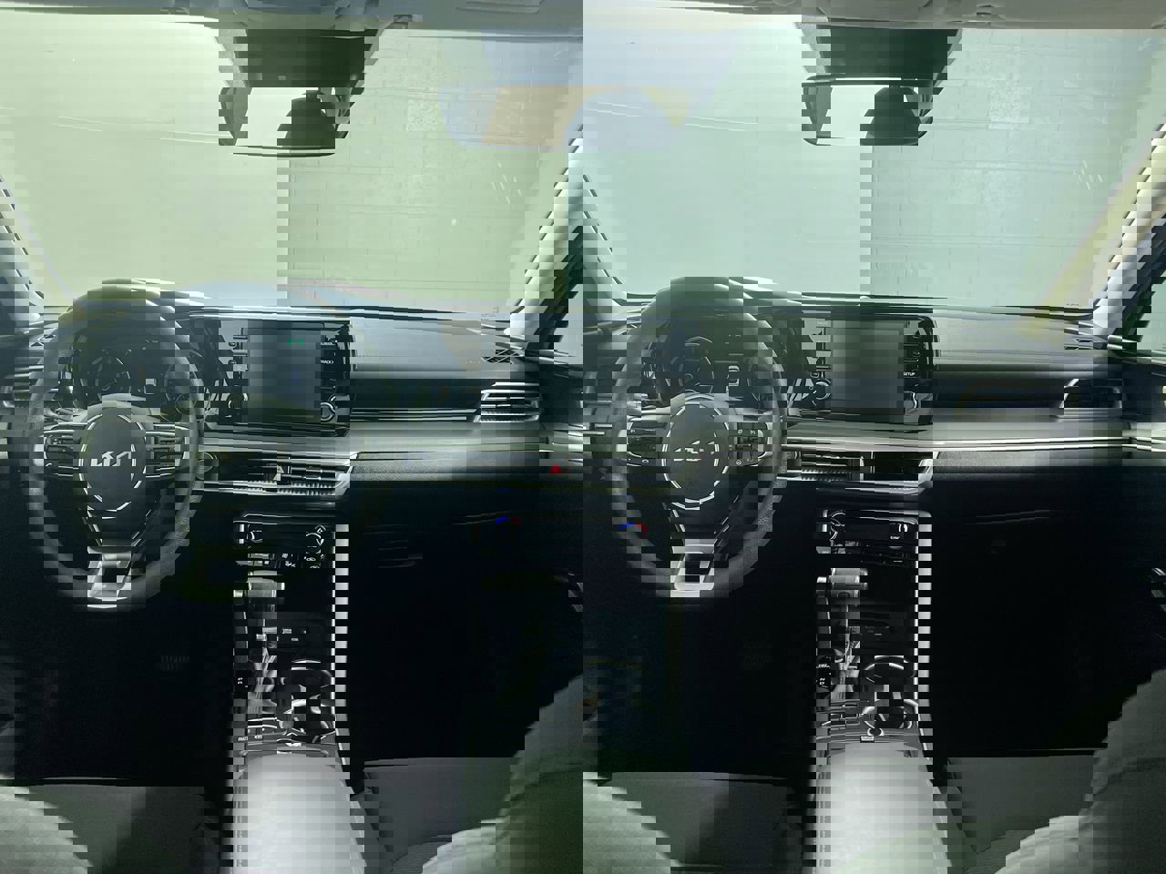 Used 2023 Kia K5 LXS image 30