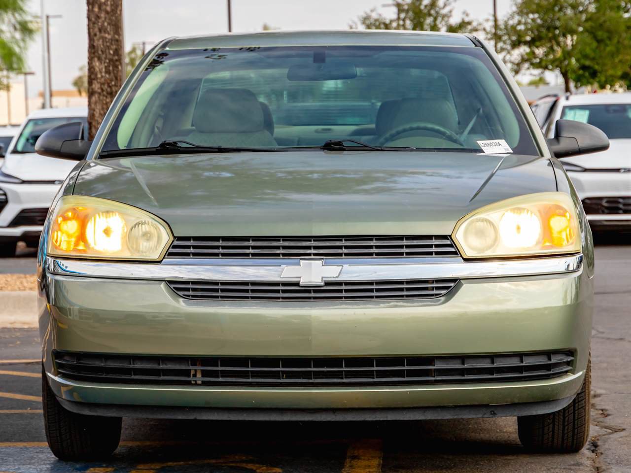 Used 2004 Chevrolet Malibu w/ Preferred Equipment Group FWD image 4