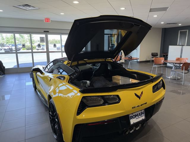 Used 2019 Chevrolet Corvette Z06 RWD image 13