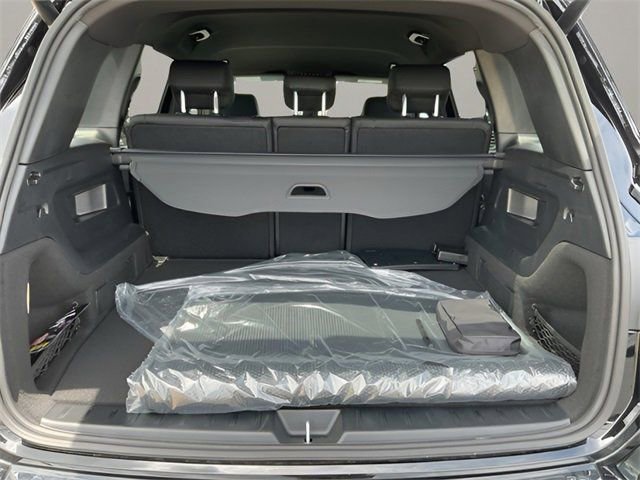 Certified 2025 Mercedes-Benz GLB 250 image 16