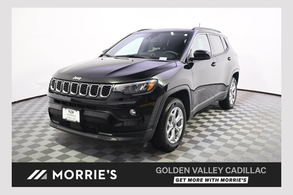 Used 2025 Jeep Compass Latitude w/ Sun & Sound Group