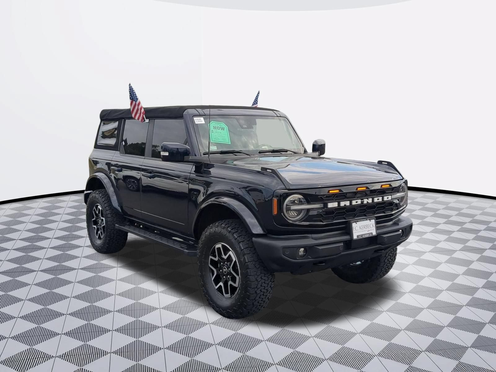 Used 2021 Ford Bronco Outer Banks AWD/4WD image 2