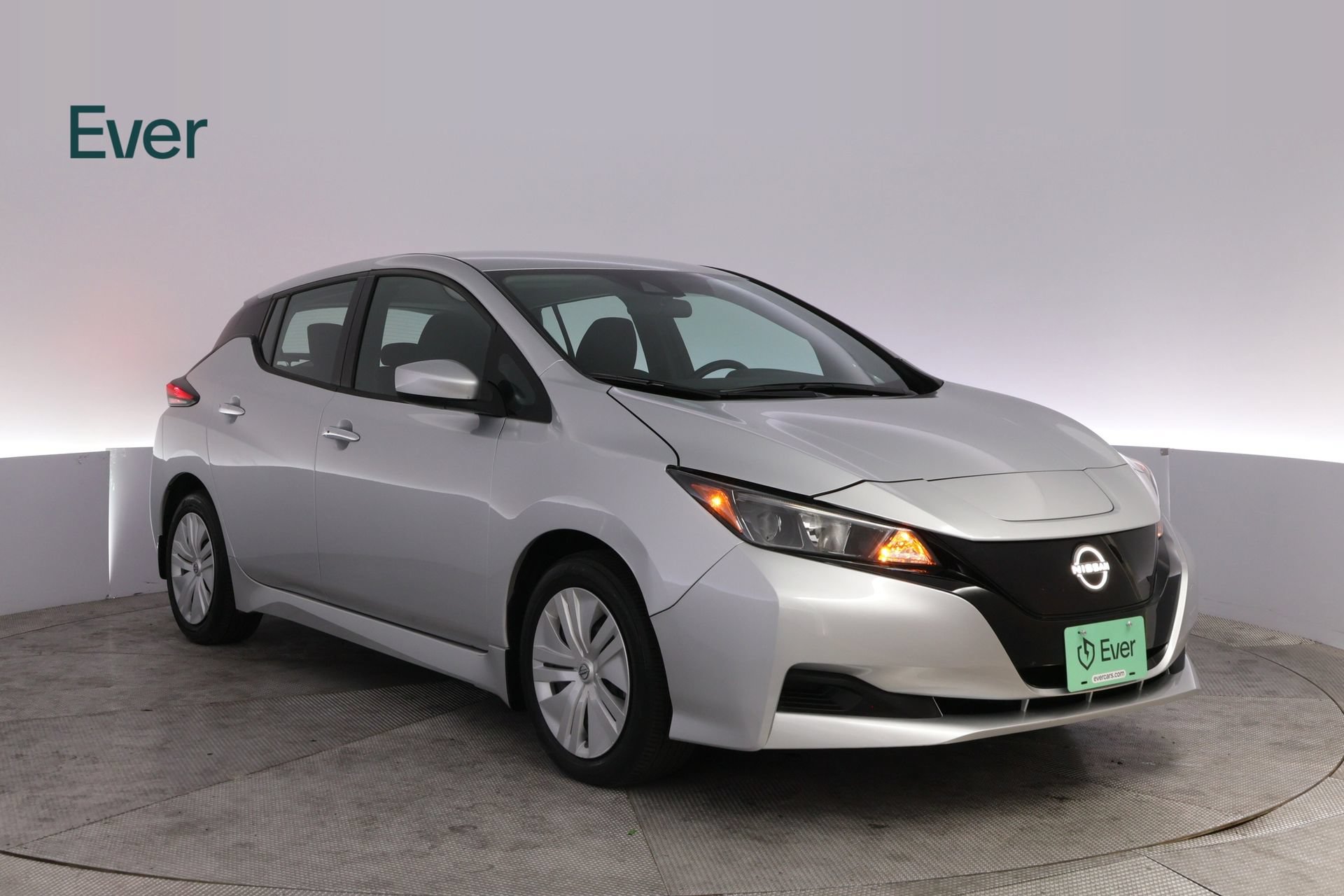 Used 2025 Nissan Leaf S FWD image 13