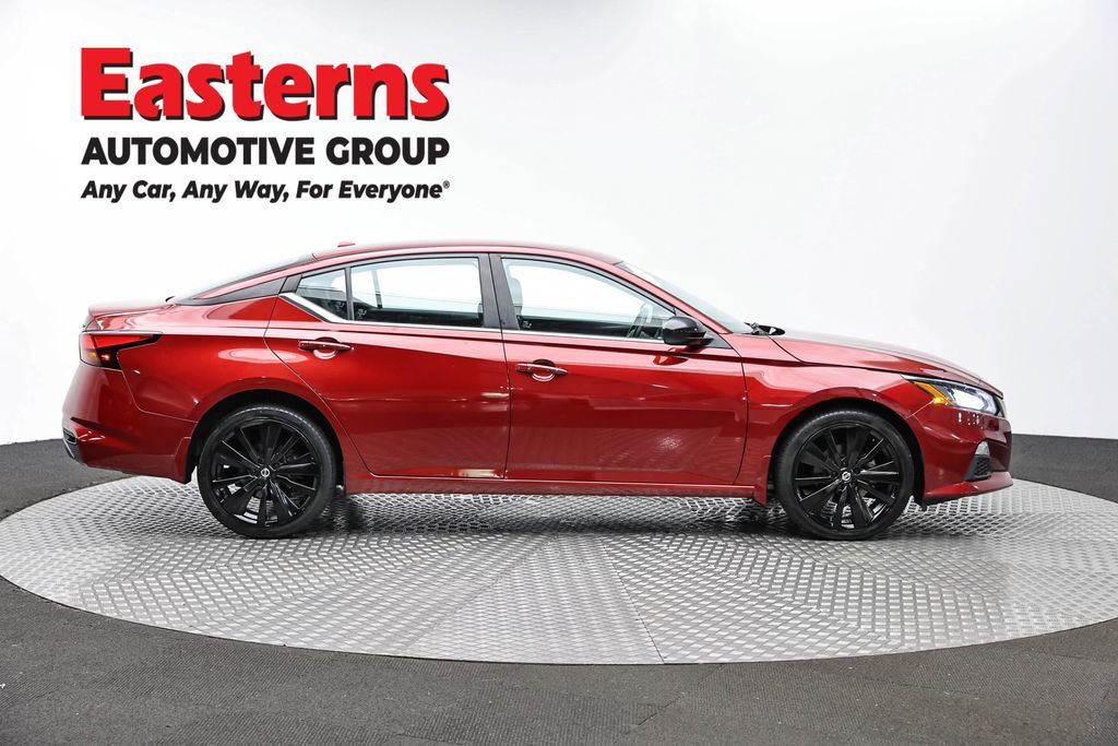 Used 2022 Nissan Altima 2.5 SR AWD/4WD image 4