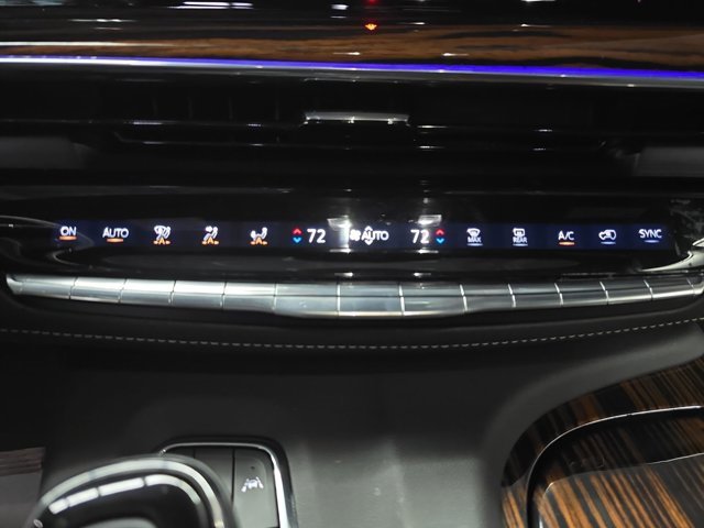 Used 2023 Cadillac Escalade Premium Luxury w/ Performance Package image 21