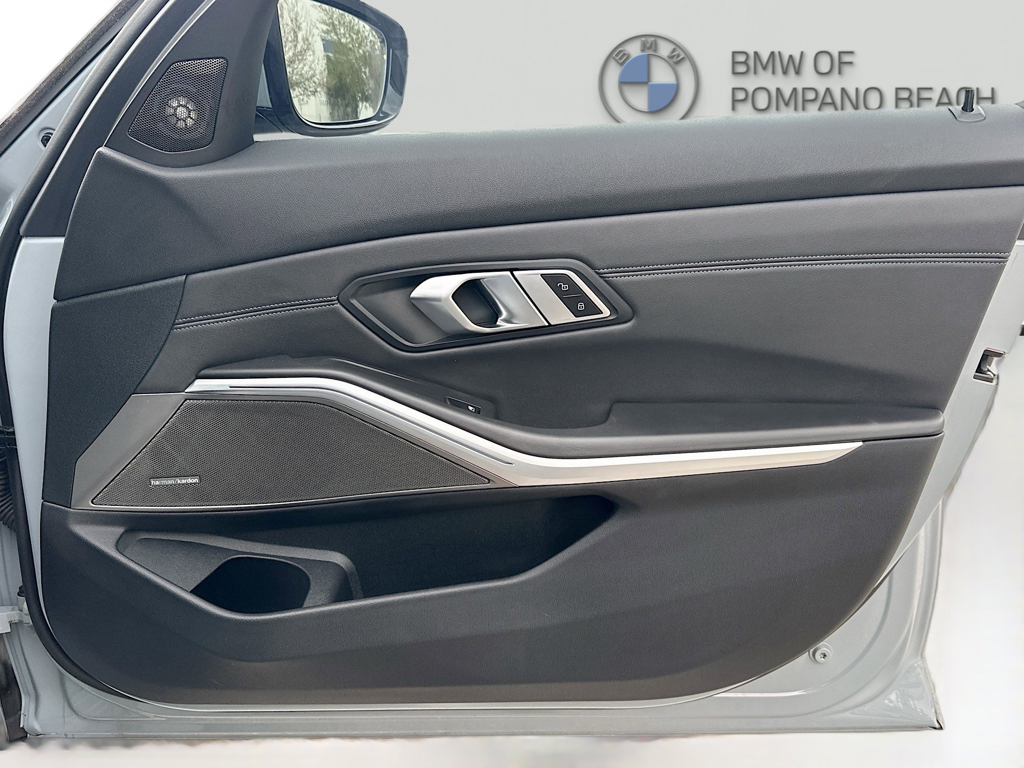 Used 2023 BMW M3 Competition w/ Executive Package image 32