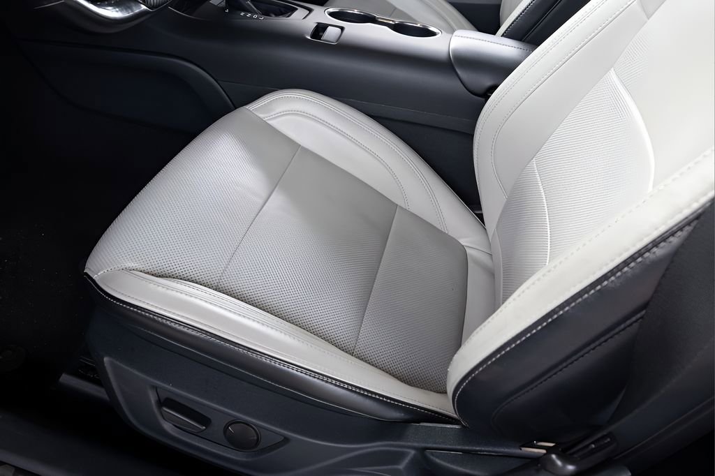 Used 2024 Ford Mustang Premium RWD image 39