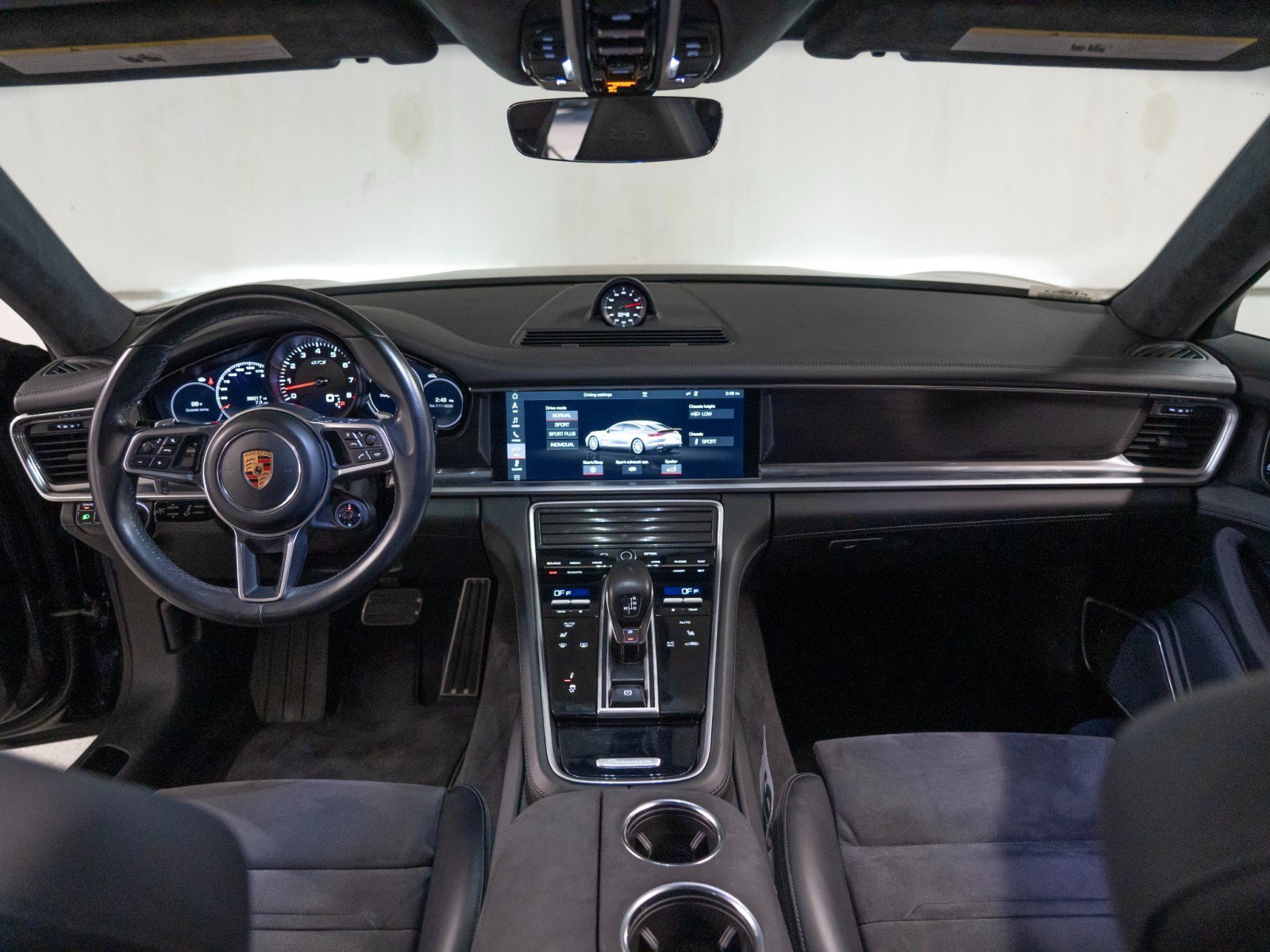 Certified 2020 Porsche Panamera GTS AWD/4WD image 25