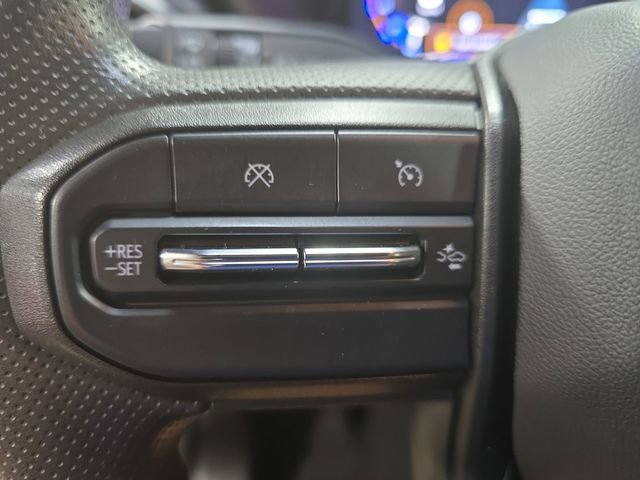 Used 2024 Chevrolet Colorado Trail Boss w/ Technology Package AWD/4WD image 18