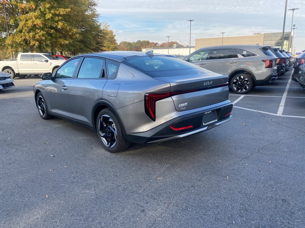 New 2025 Kia K4 EX image 5
