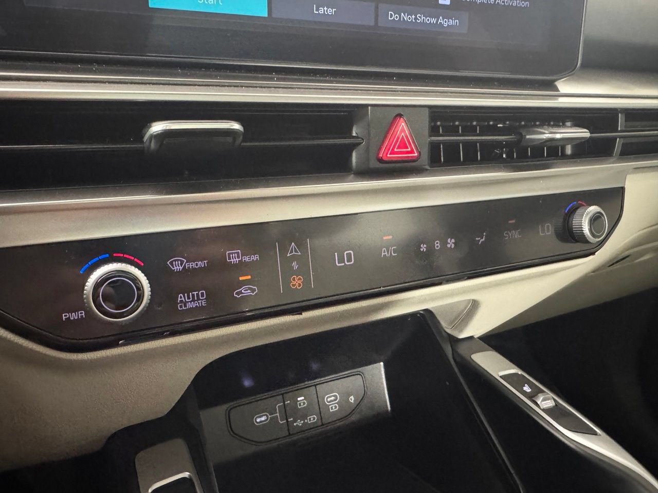 Used 2024 Kia Sorento EX w/ Panoramic Sunroof Package FWD image 24