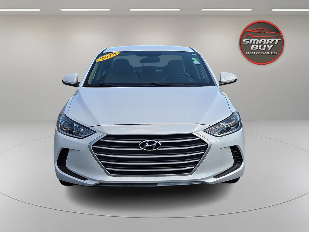 Used 2018 Hyundai Elantra SE FWD image 3