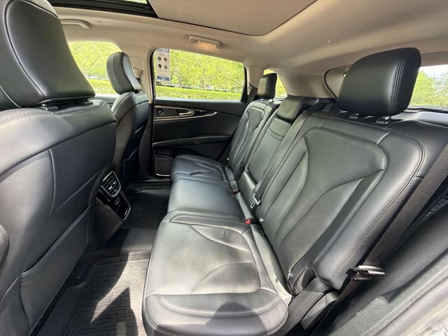Used 2021 Lincoln Nautilus Reserve FWD image 23