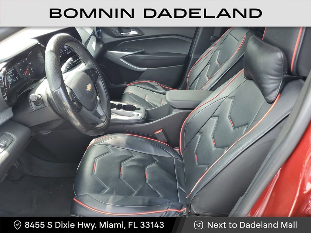 Used 2025 Chevrolet Trax LS image 15