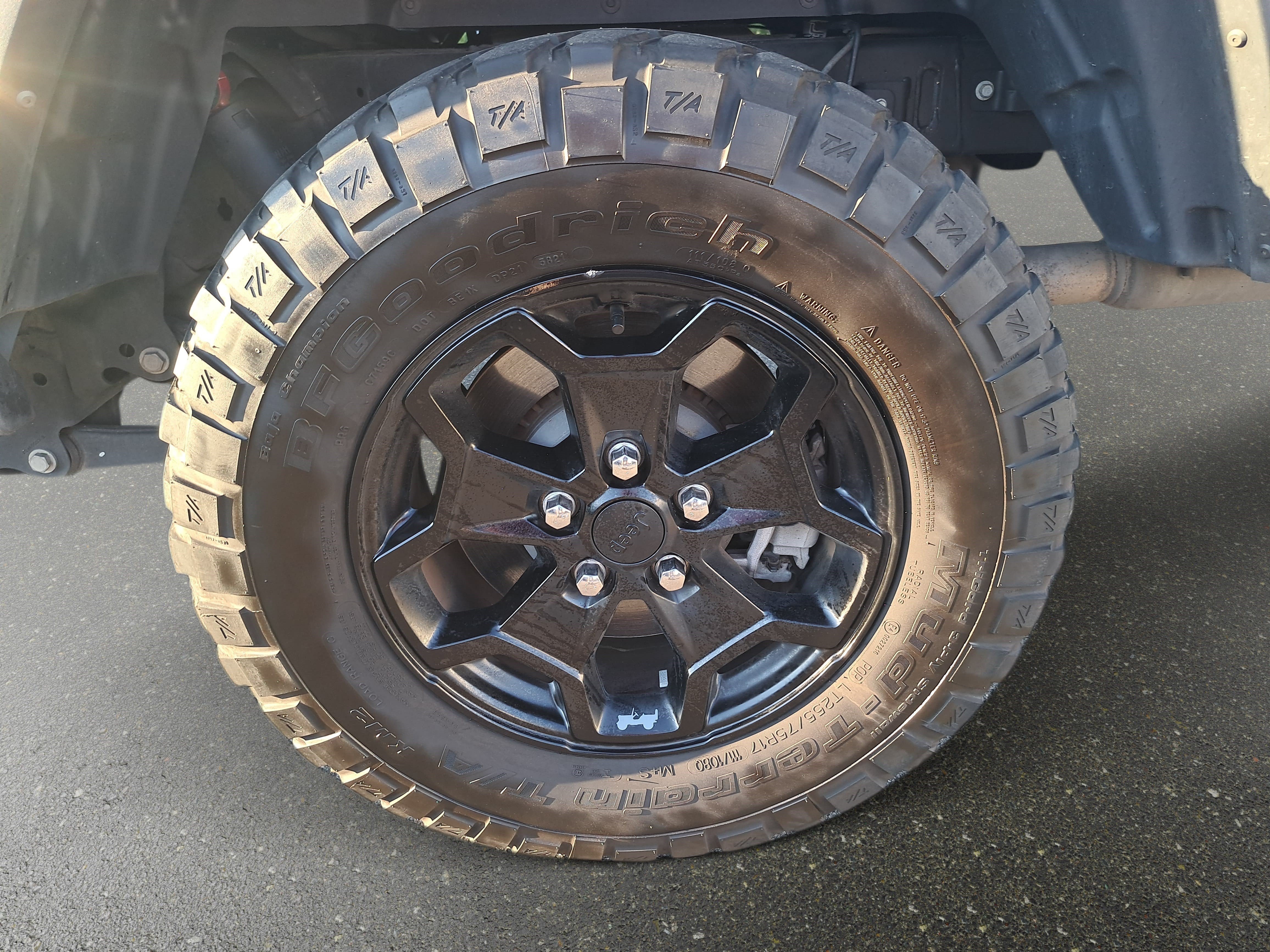 Used 2021 Jeep Gladiator Sport AWD/4WD image 31