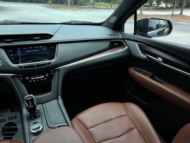 Used 2020 Cadillac XT5 Premium Luxury FWD image 28