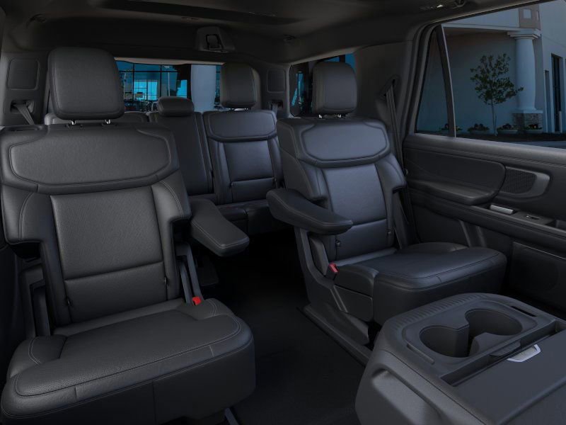 New 2026 Ford Expedition Platinum image 11