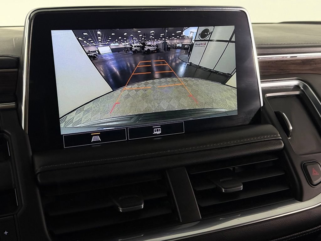 Used 2021 Chevrolet Suburban Z71 AWD/4WD image 19