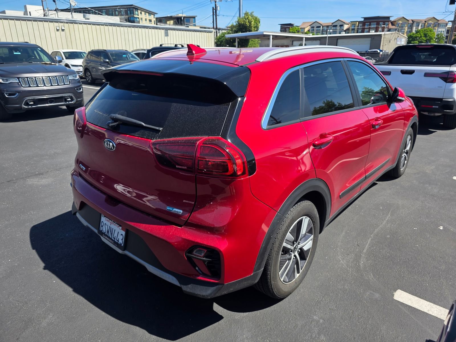 Used 2020 Kia Niro EX image 3