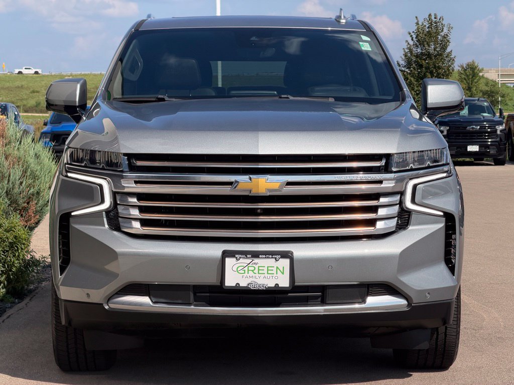 Used 2023 Chevrolet Suburban High Country w/ Max Trailering Package AWD/4WD image 6