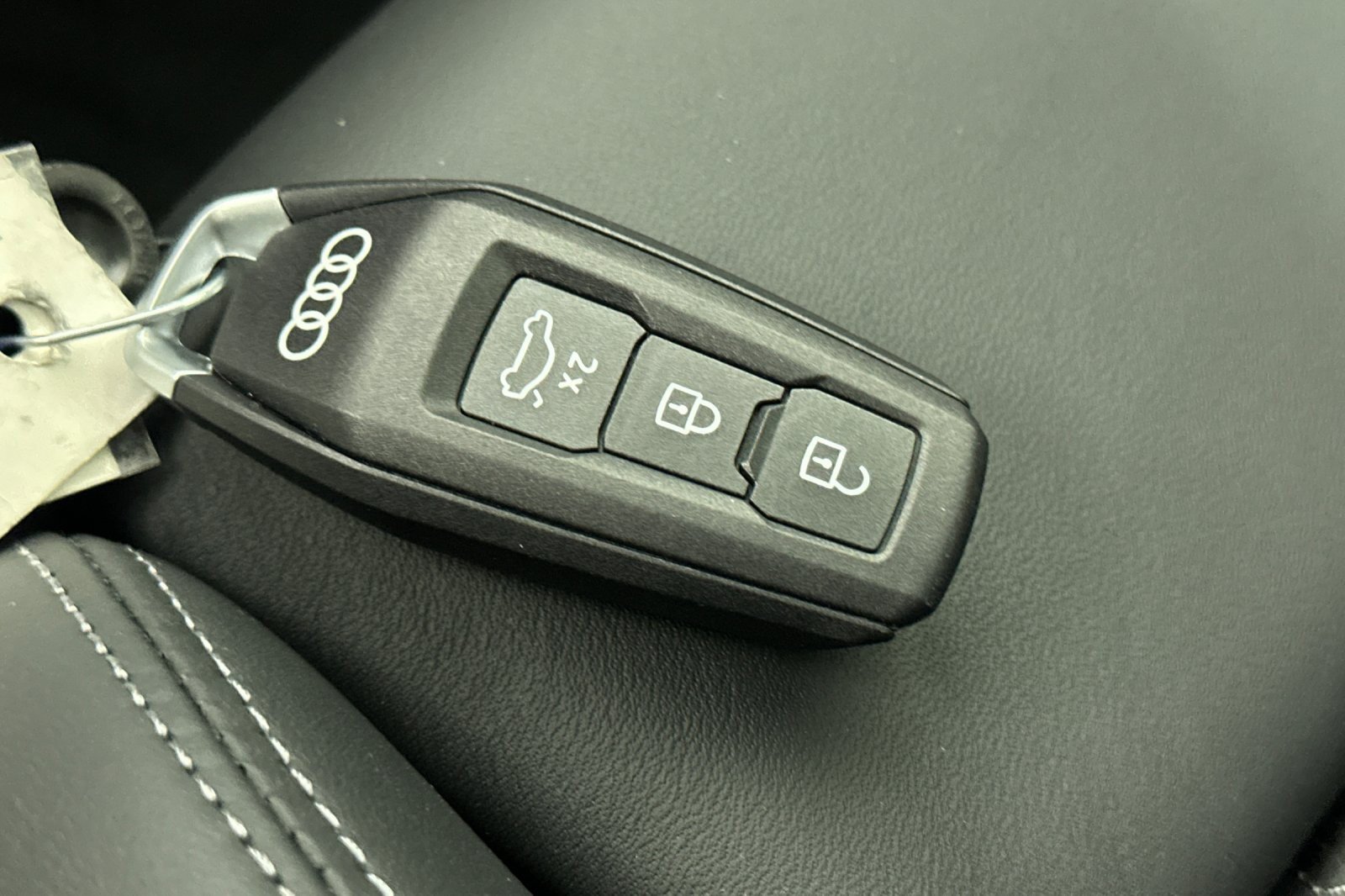 New 2027 Audi S6 e-tron Premium Plus AWD/4WD image 25