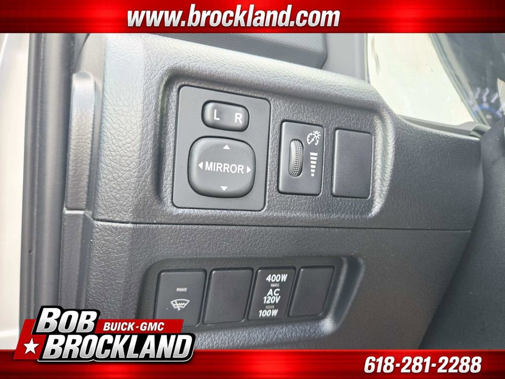 Used 2015 Toyota 4Runner SR5 image 35