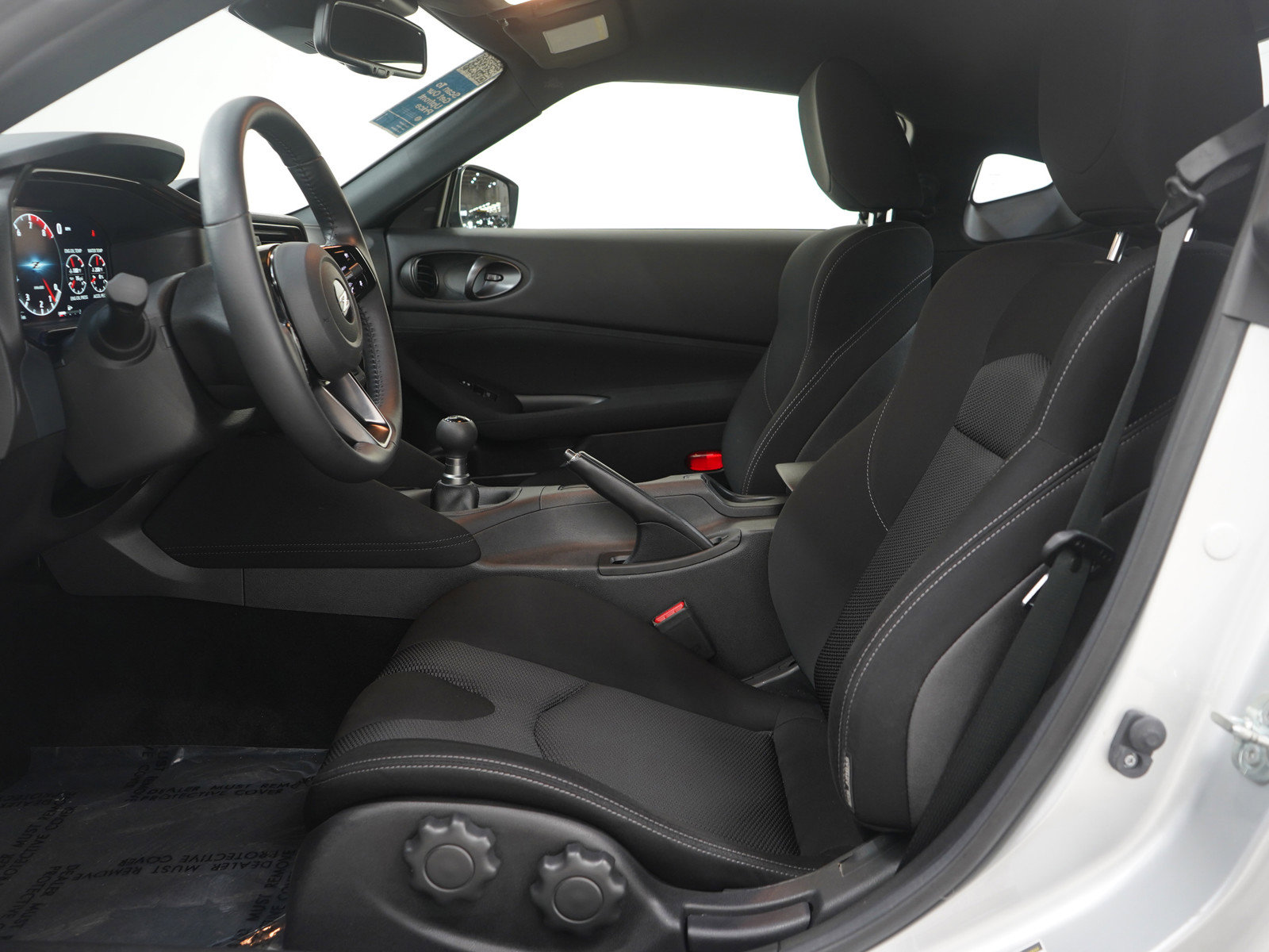 Used 2024 Nissan Z Sport w/ Floor Mat Package image 15