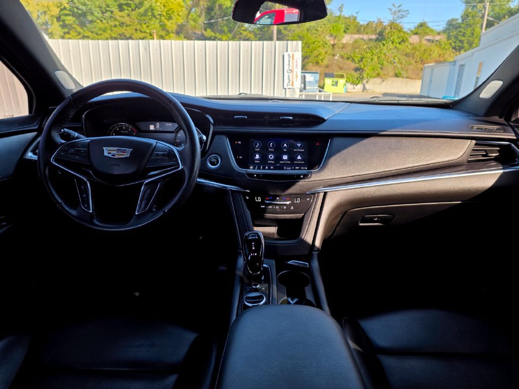 Used 2023 Cadillac XT5 Premium Luxury FWD image 30